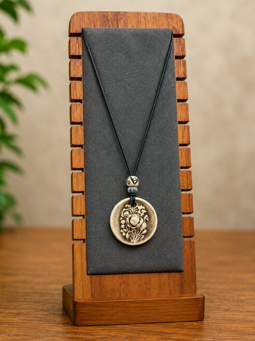Vintage Rose Ceramic Pendant | Handmade - Picture 4 of 6